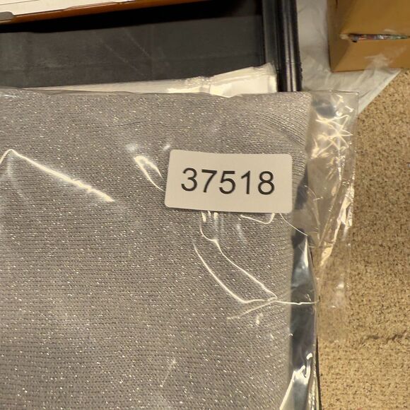 Petite Sophisticate Blouse Women S Small Gray Rhinestone Sleeveless Wide Strap - Picture 7 of 7